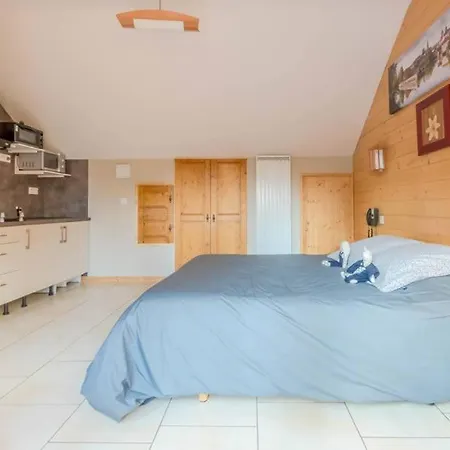 La Maison Par Les Pins Sylvestres 3*