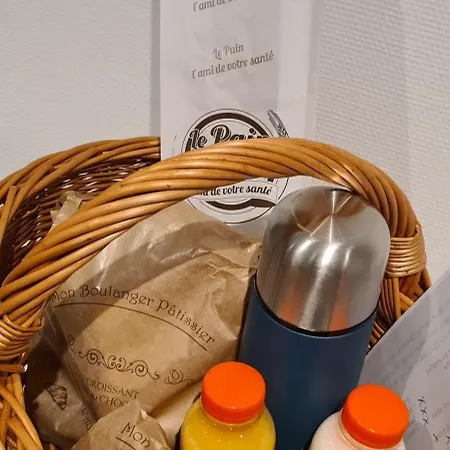 La Maison Par Les Pins Sylvestres 公寓式酒店 3*