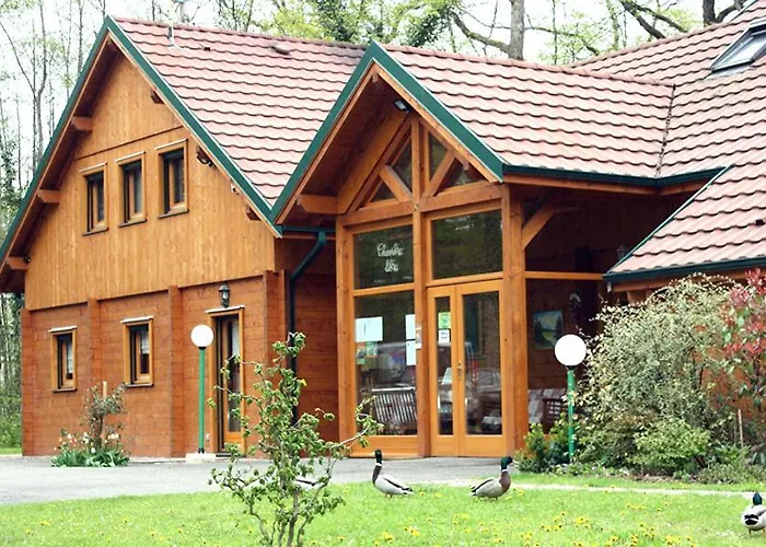 La Maison Par Les Pins Sylvestres Aparthotel 3*