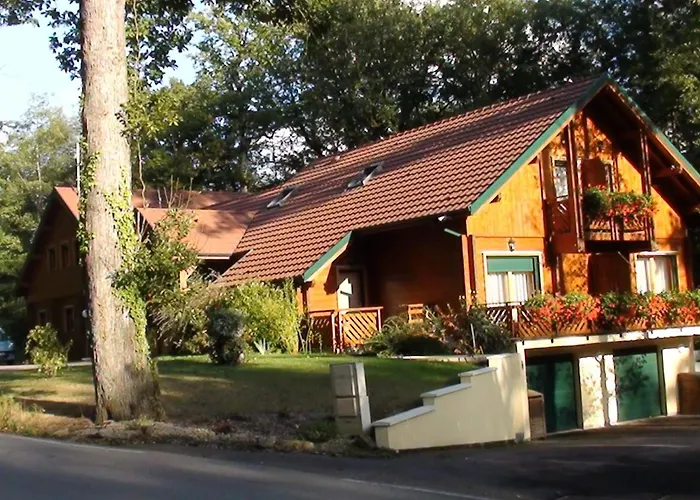 Aparthotel La Maison Par Les Pins Sylvestres 3*